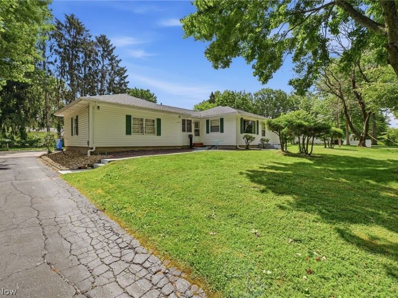 1499 Morris Road, Kent, OH 44240 Photo 2
