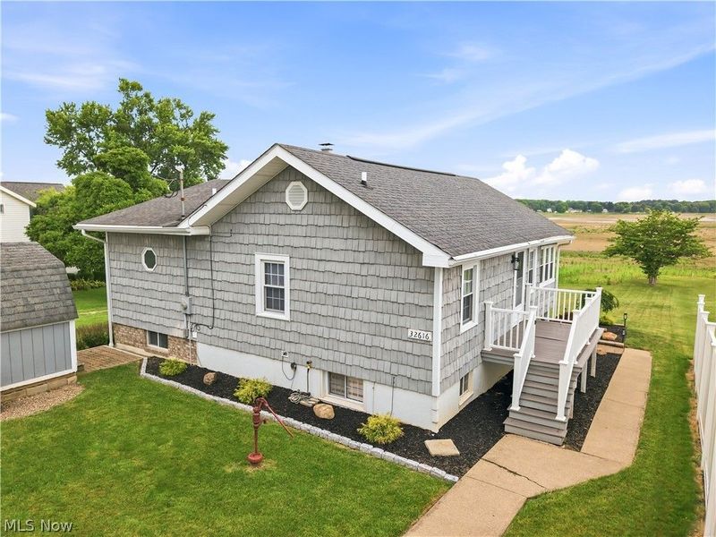 32616 Wooddale Drive, Lisbon, OH 44432 Photo 2