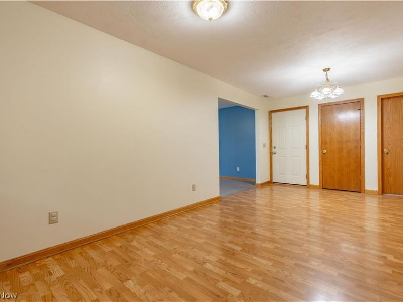 2919 Cliftmont Avenue NE, Canton, OH 44705 Photo 10