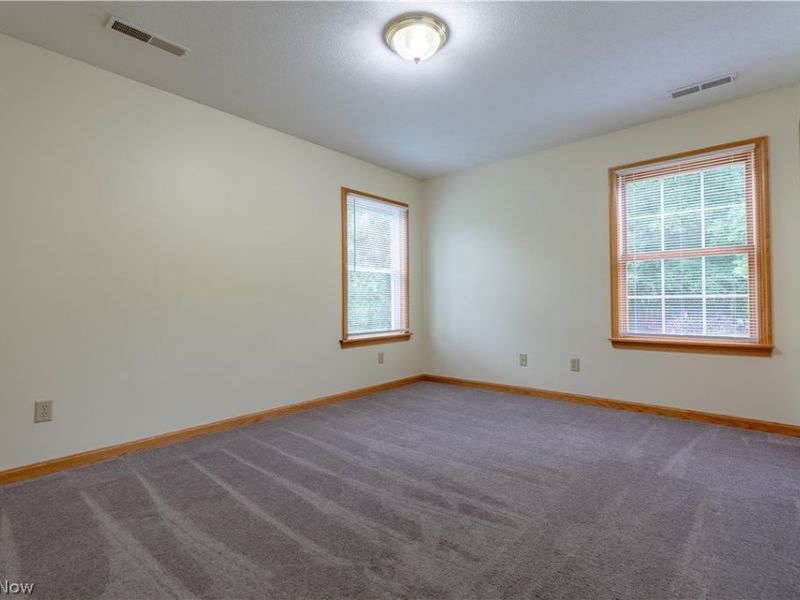 2919 Cliftmont Avenue NE, Canton, OH 44705 Photo 20