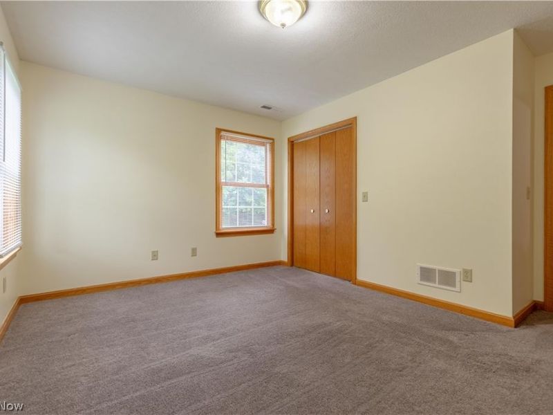 2919 Cliftmont Avenue NE, Canton, OH 44705 Photo 22