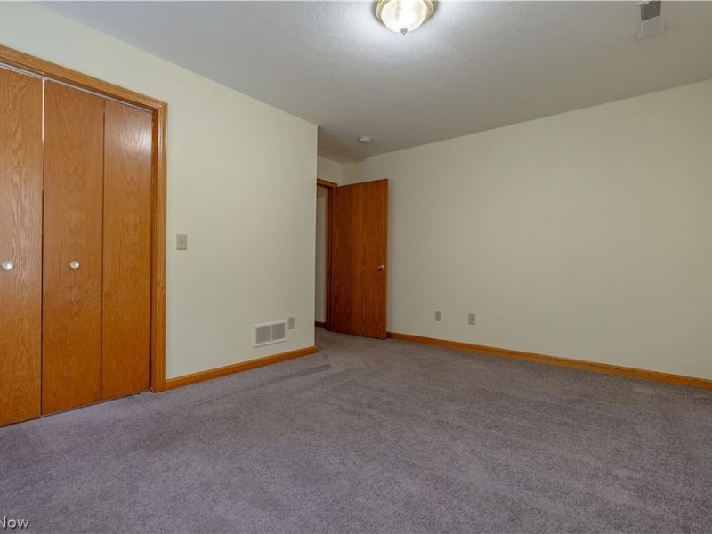 2919 Cliftmont Avenue NE, Canton, OH 44705 Photo 23
