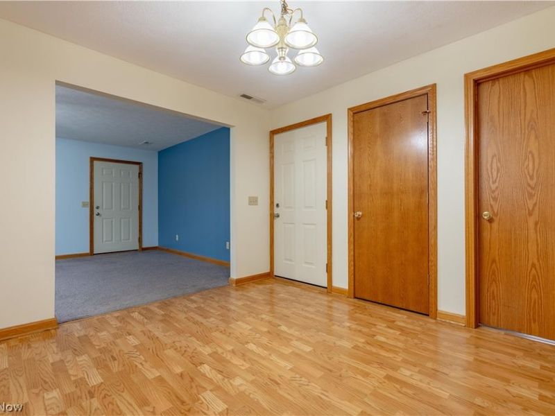 2919 Cliftmont Avenue NE, Canton, OH 44705 Photo 7