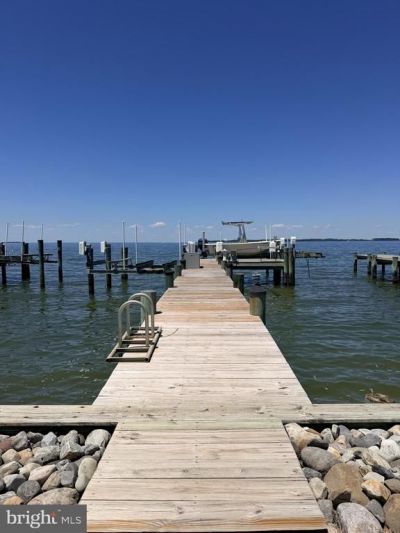 952 CHESTER RIVER DRIVE, GRASONVILLE, MD 21638