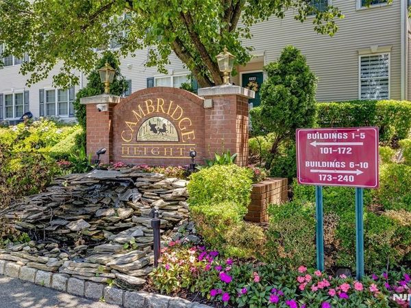200 Cambridge Court G100, Unit G100, CLIFTON, NJ 07013