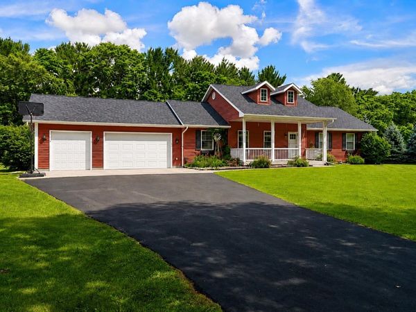 S12951 Ivy Lane, Spring Green, WI 53588
