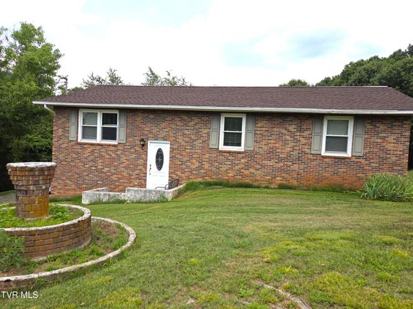 341 Chambers Drive, Elizabethton, TN 37643