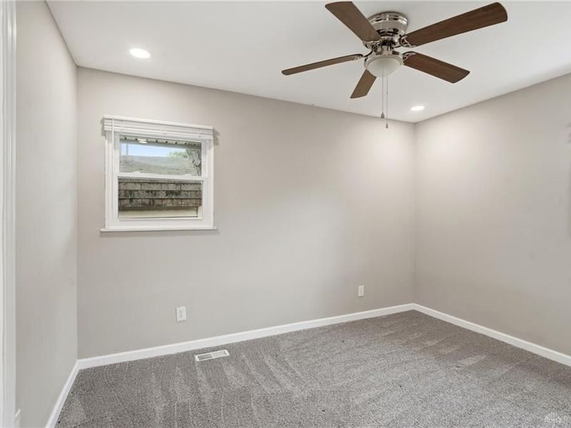 225 Beam Drive, Franklin, OH 45005 Photo 16