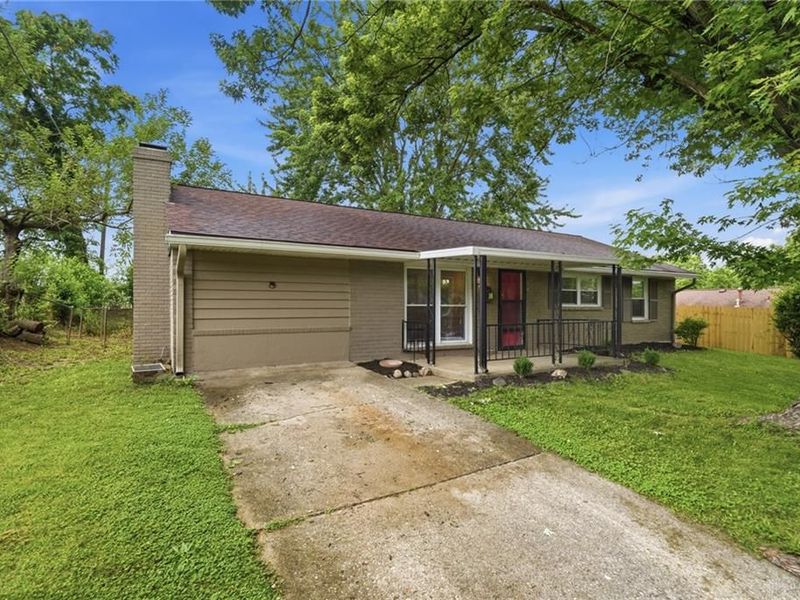 225 Beam Drive, Franklin, OH 45005 Photo 2