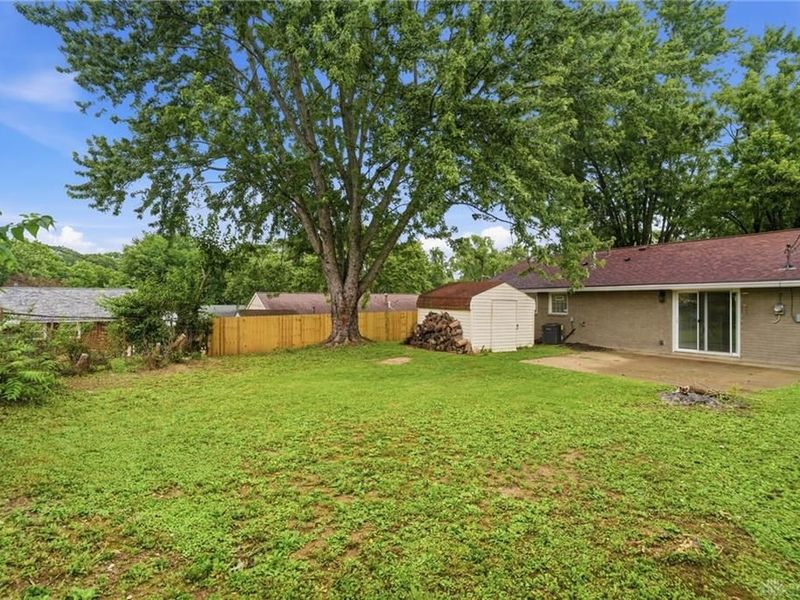 225 Beam Drive, Franklin, OH 45005 Photo 32
