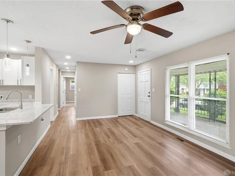 225 Beam Drive, Franklin, OH 45005 Photo 6