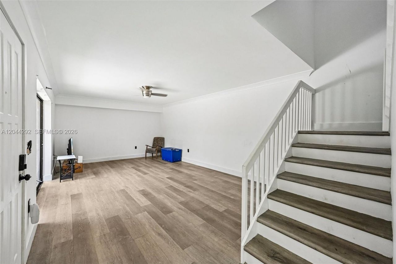 5016 50th Way, West Palm Beach, FL 33409 Photo