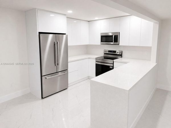 479 NE 210th Cir Ter, Unit 101-28, Miami, FL 33179