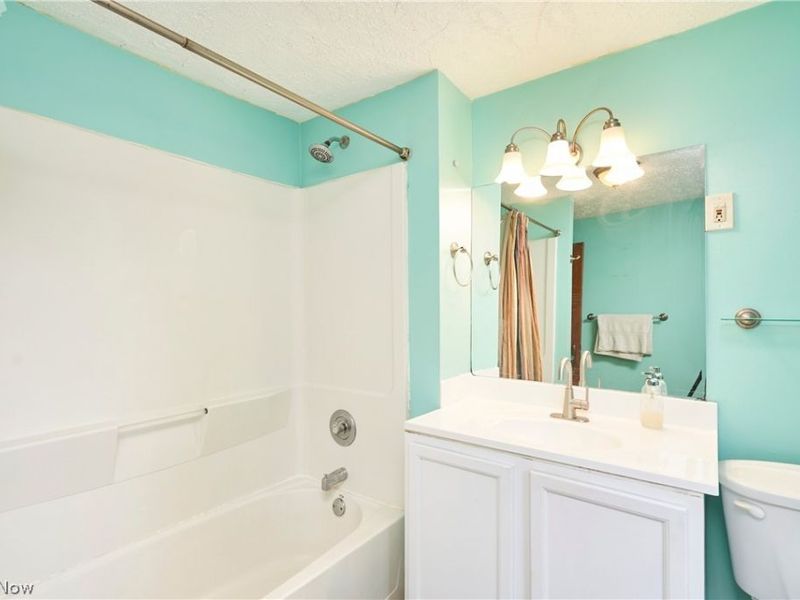 350 Oxford Avenue, Akron, OH 44310 Photo 14