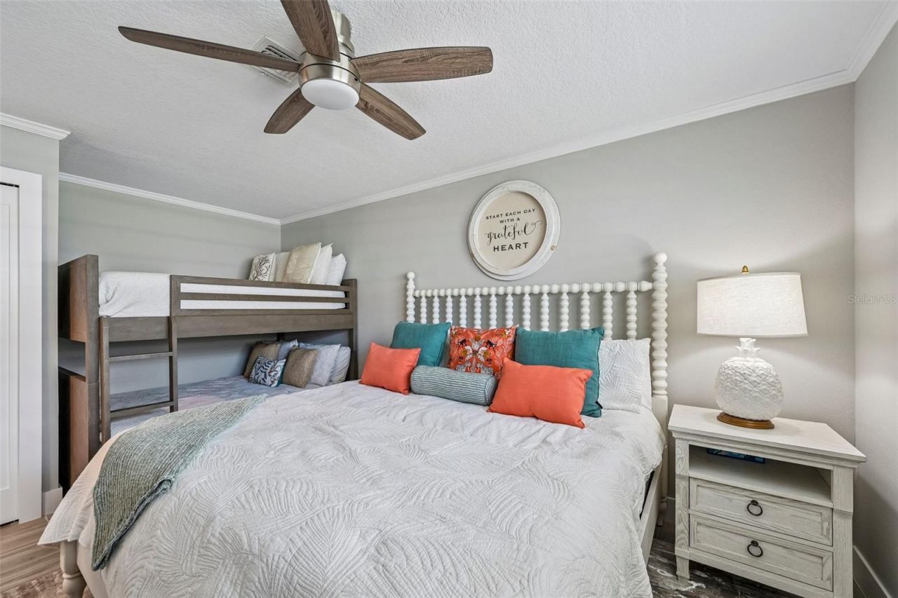 810 Plymouth Street, Sarasota, FL 34242 Photo