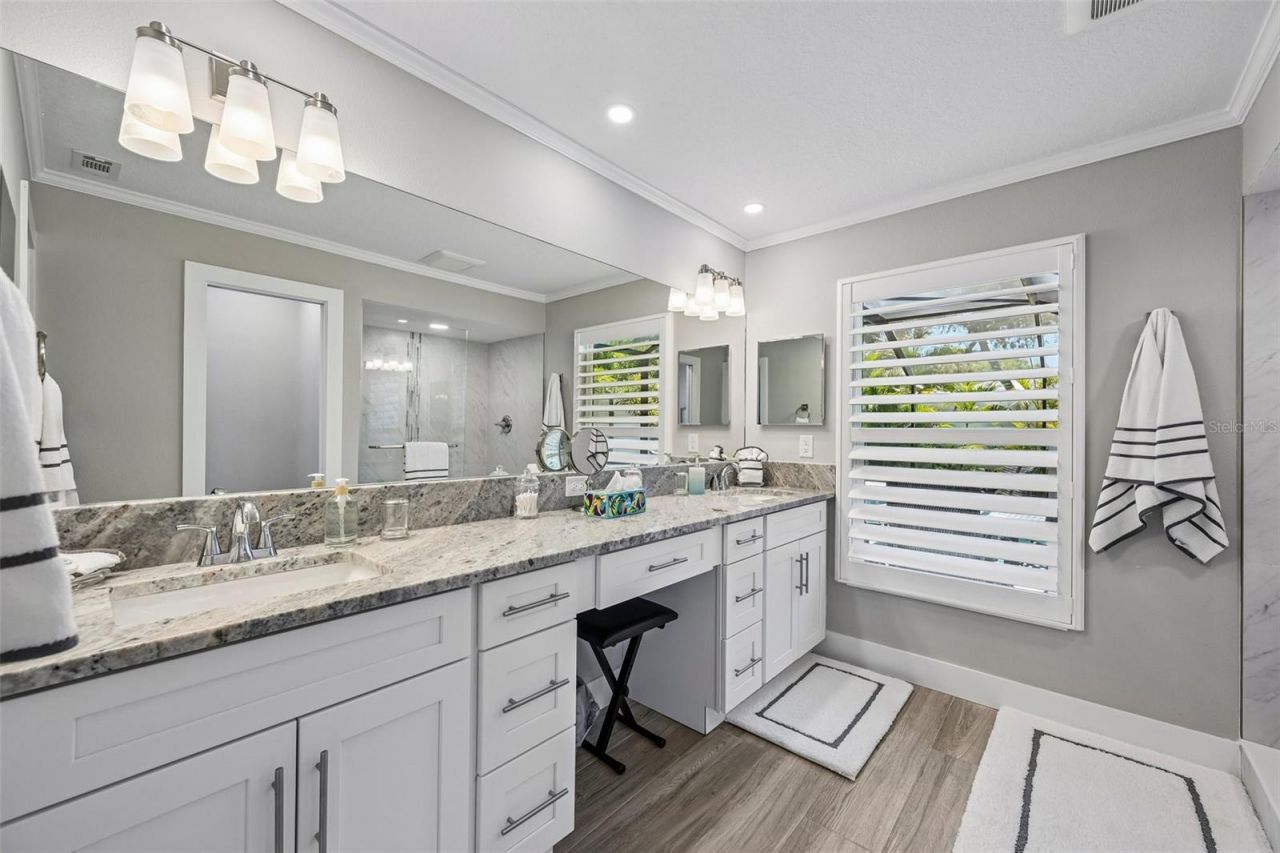 810 Plymouth Street, Sarasota, FL 34242 Photo