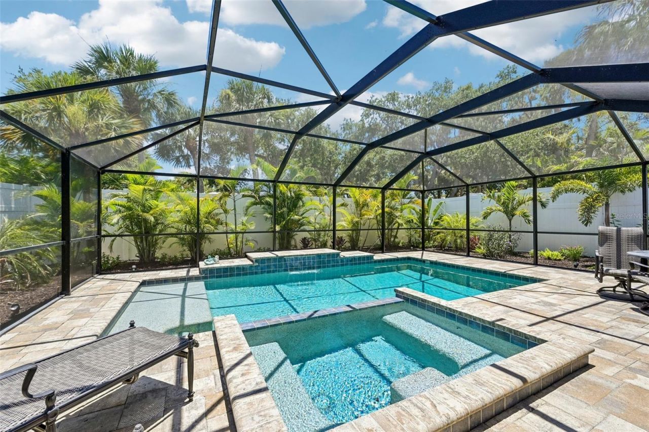 810 Plymouth Street, Sarasota, FL 34242 Photo