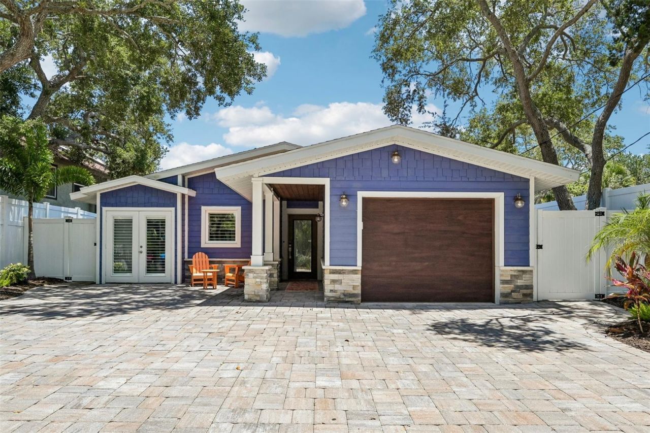 810 Plymouth Street, Sarasota, FL 34242 Photo