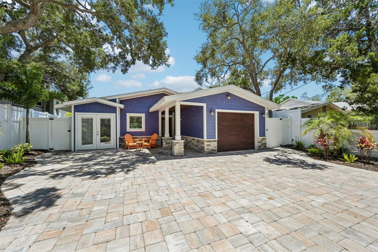 810 Plymouth Street, Sarasota, FL 34242 Photo