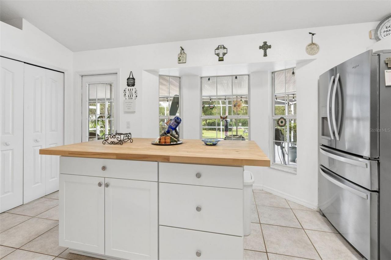 4025 S Linwood Terrace , Inverness, FL 34452 Photo