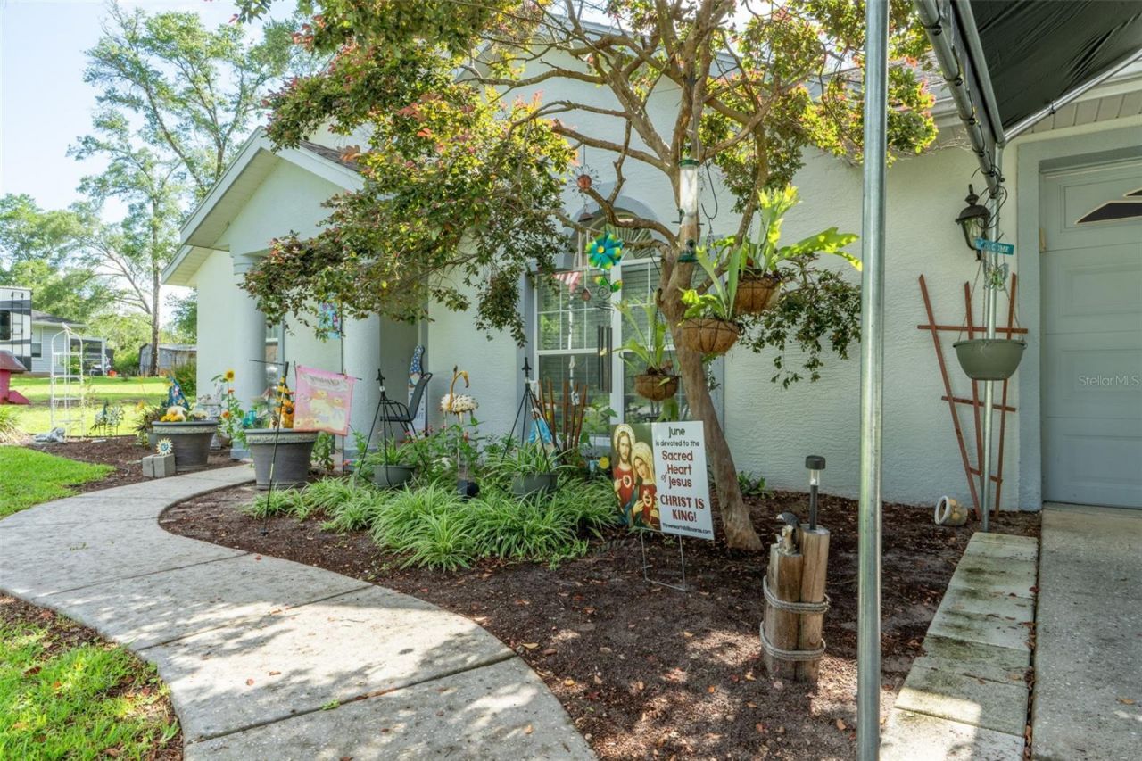 4025 S Linwood Terrace , Inverness, FL 34452 Photo