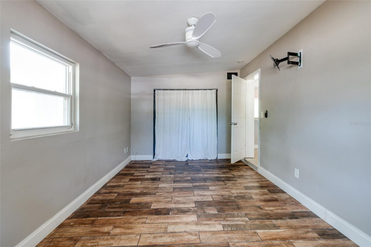 5601 Cedar Street Ne, Saint Petersburg, FL 33703 Photo
