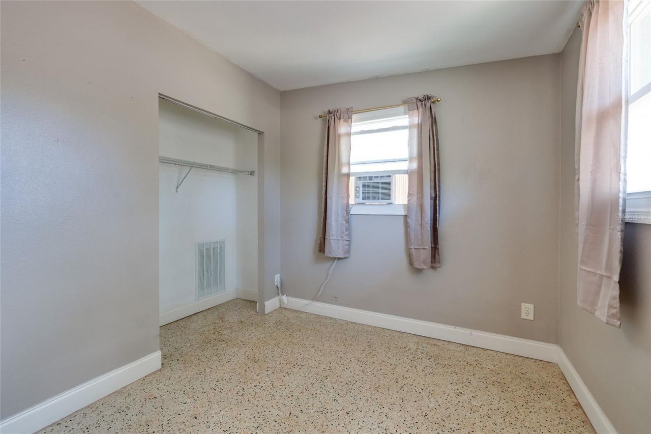 5601 Cedar Street Ne, Saint Petersburg, FL 33703 Photo