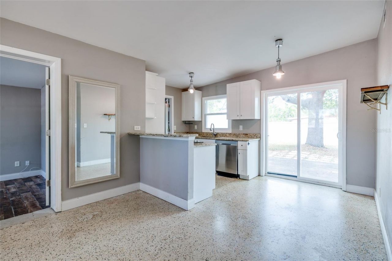 5601 Cedar Street Ne, Saint Petersburg, FL 33703 Photo