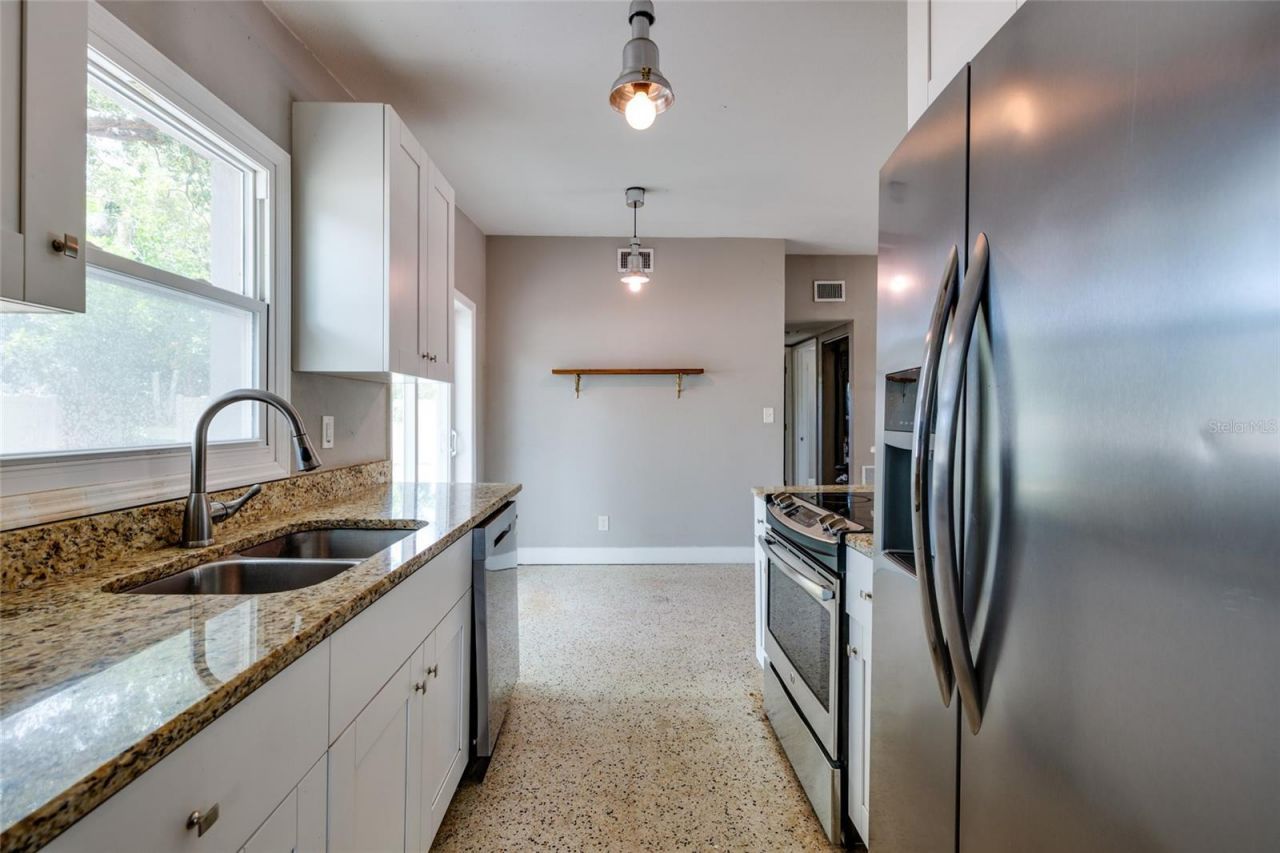 5601 Cedar Street Ne, Saint Petersburg, FL 33703 Photo