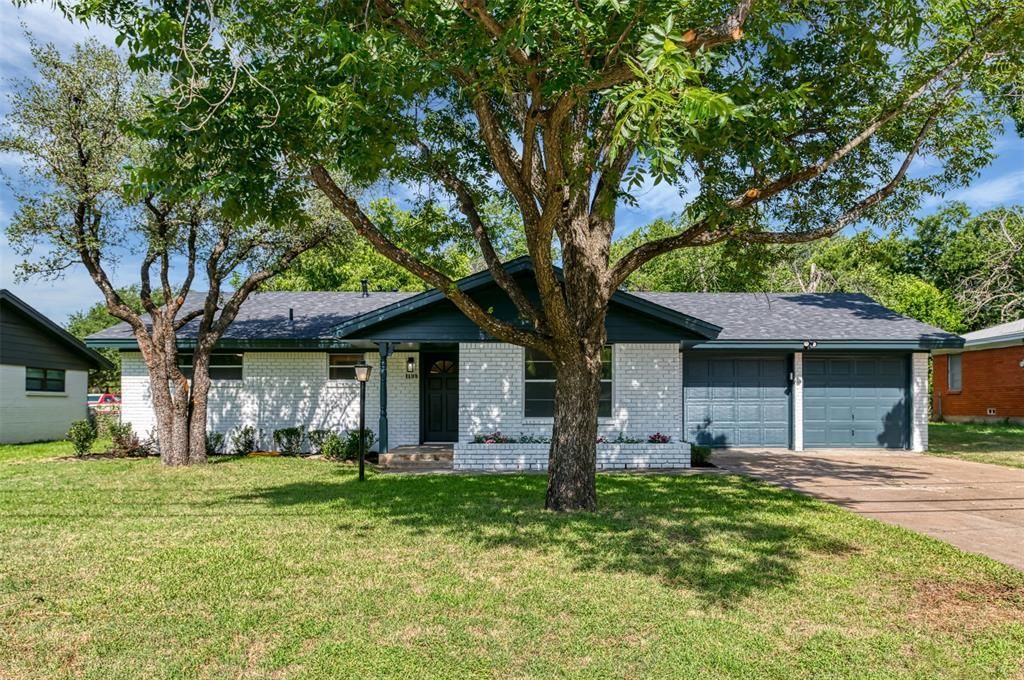 1138 Usher Street, Benbrook, TX 76126 Main Photo