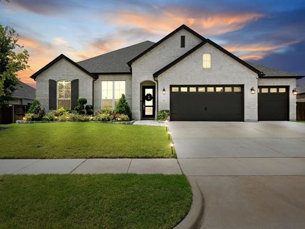 436 Brushwood Lane, Waxahachie, TX 75165