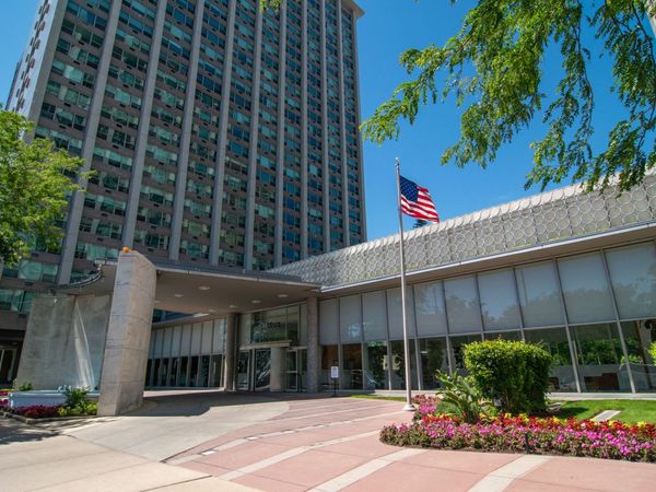 3600 N LAKE SHORE Drive , Unit 1421, Chicago, IL 60613