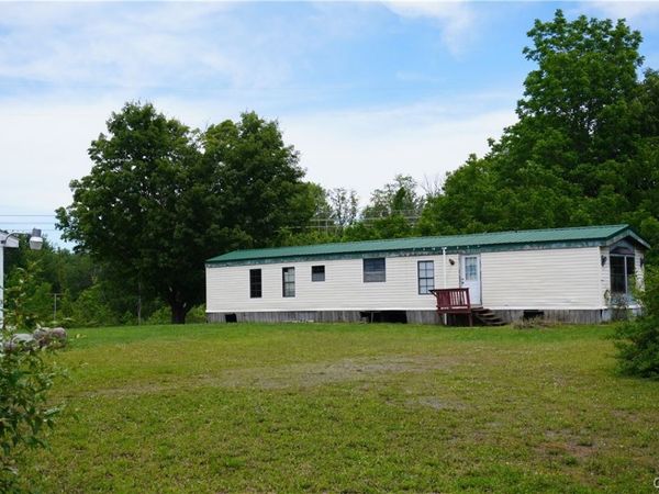 4608 State Route 104 , Oswego, NY 13126
