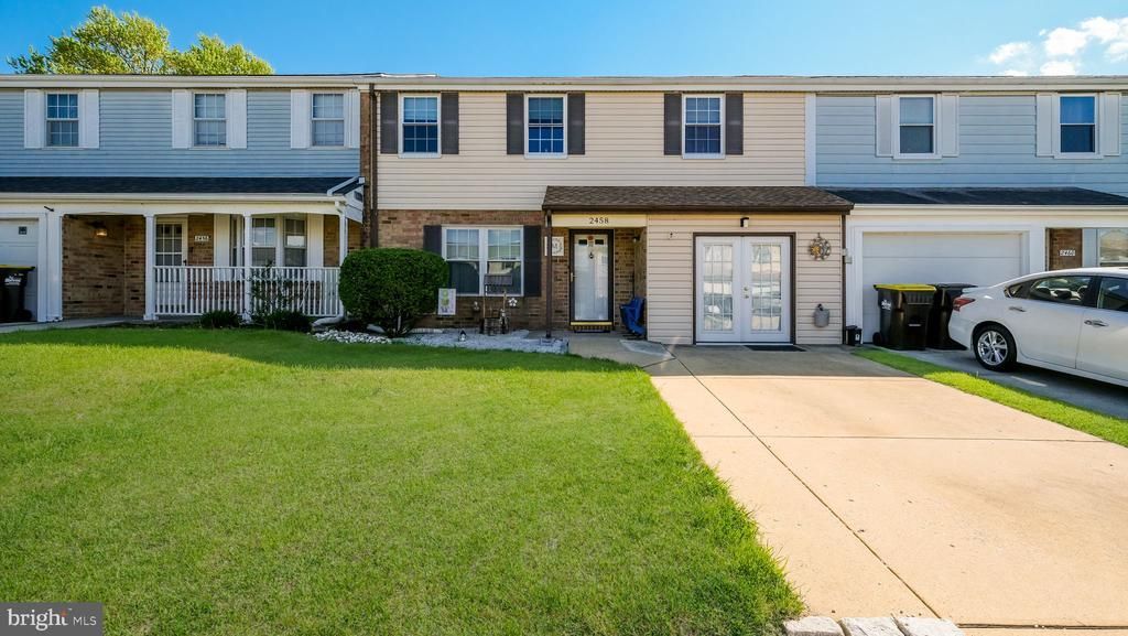 2458 WILLIAMSON COURT, BENSALEM, PA 19020
