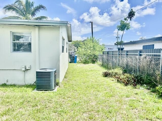 5320 SW 25th Court, West Park, FL 33023 Photo