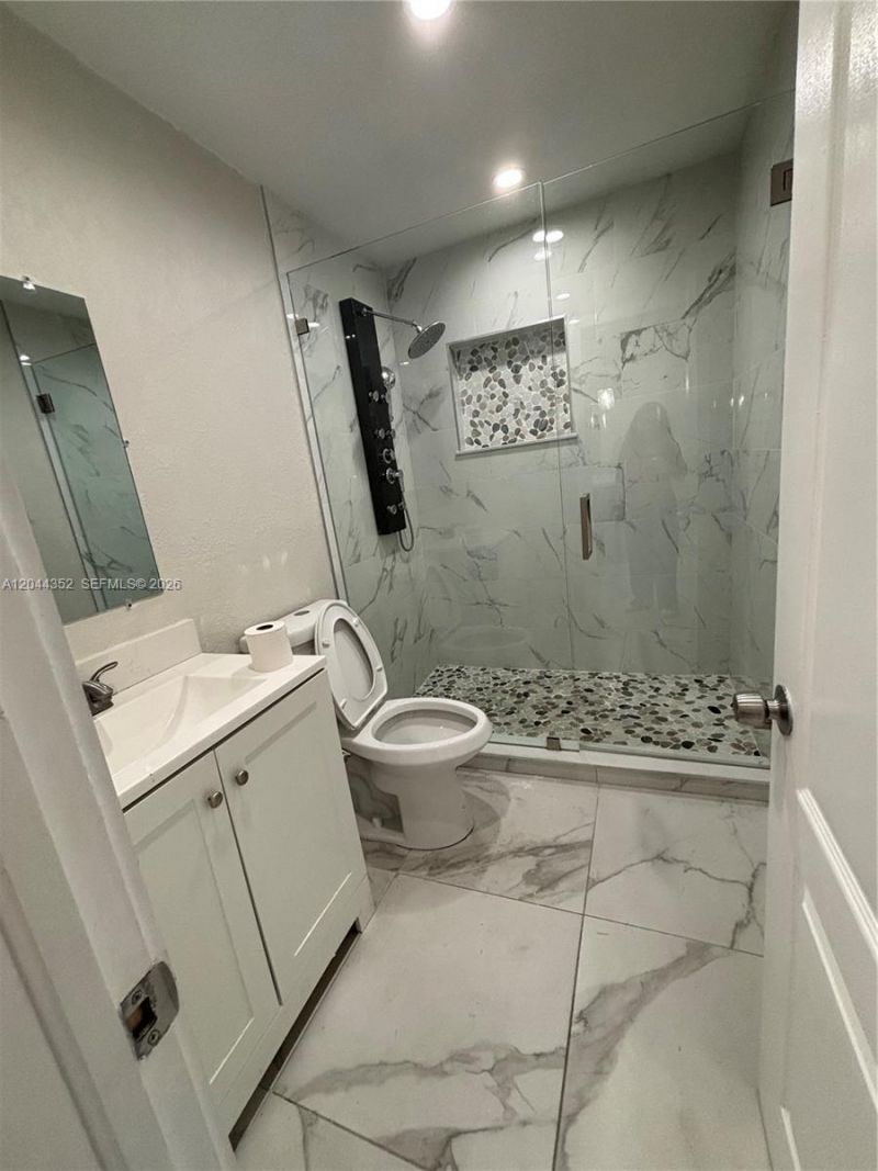 5011 SW 5th St , Miami, FL 33134 Photo