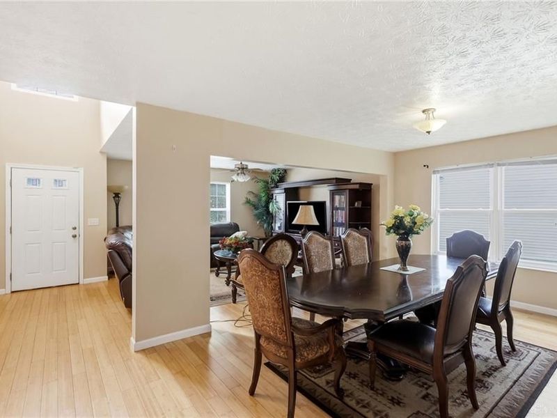 5757 Ericsson Way, Trotwood, OH 45426 Photo 12