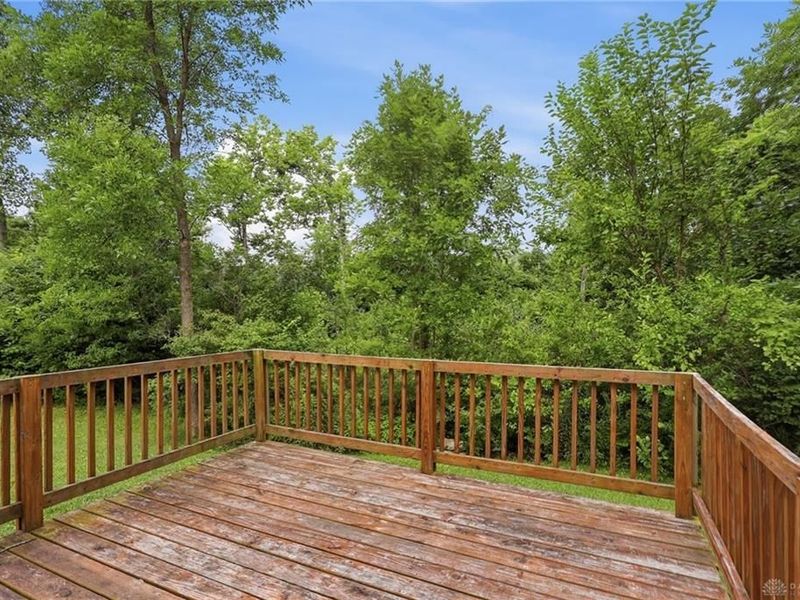 5757 Ericsson Way, Trotwood, OH 45426 Photo 8
