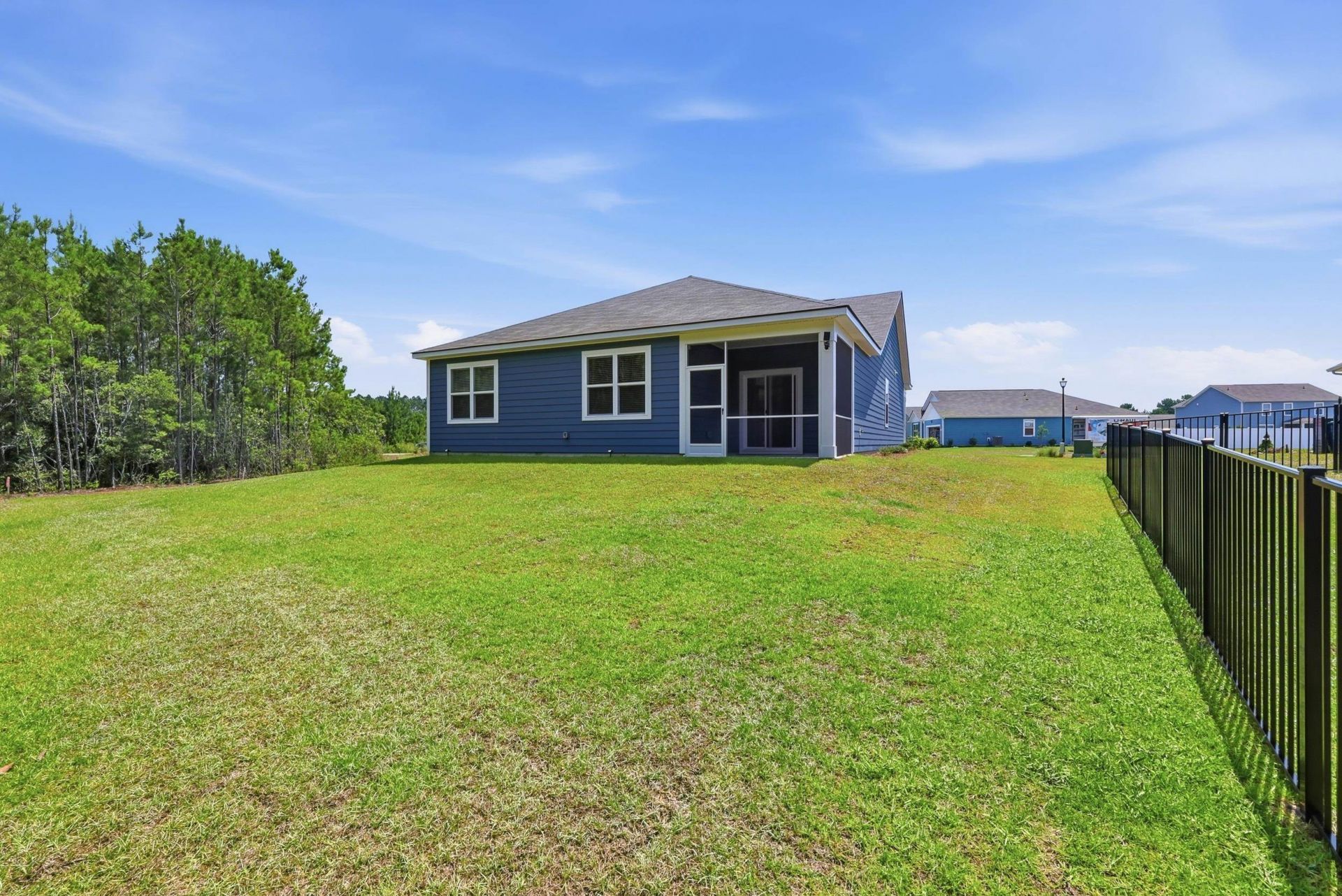 8093 Bear Claw Way Photo 18