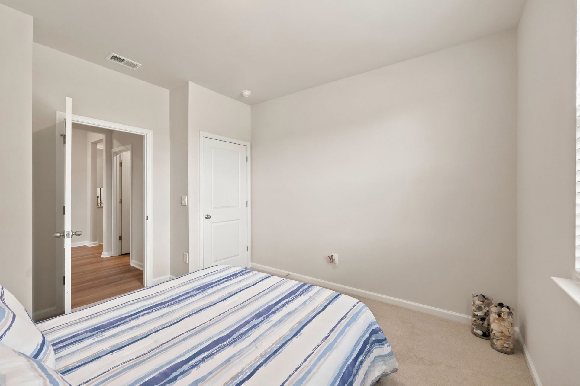 8093 Bear Claw Way Photo 28