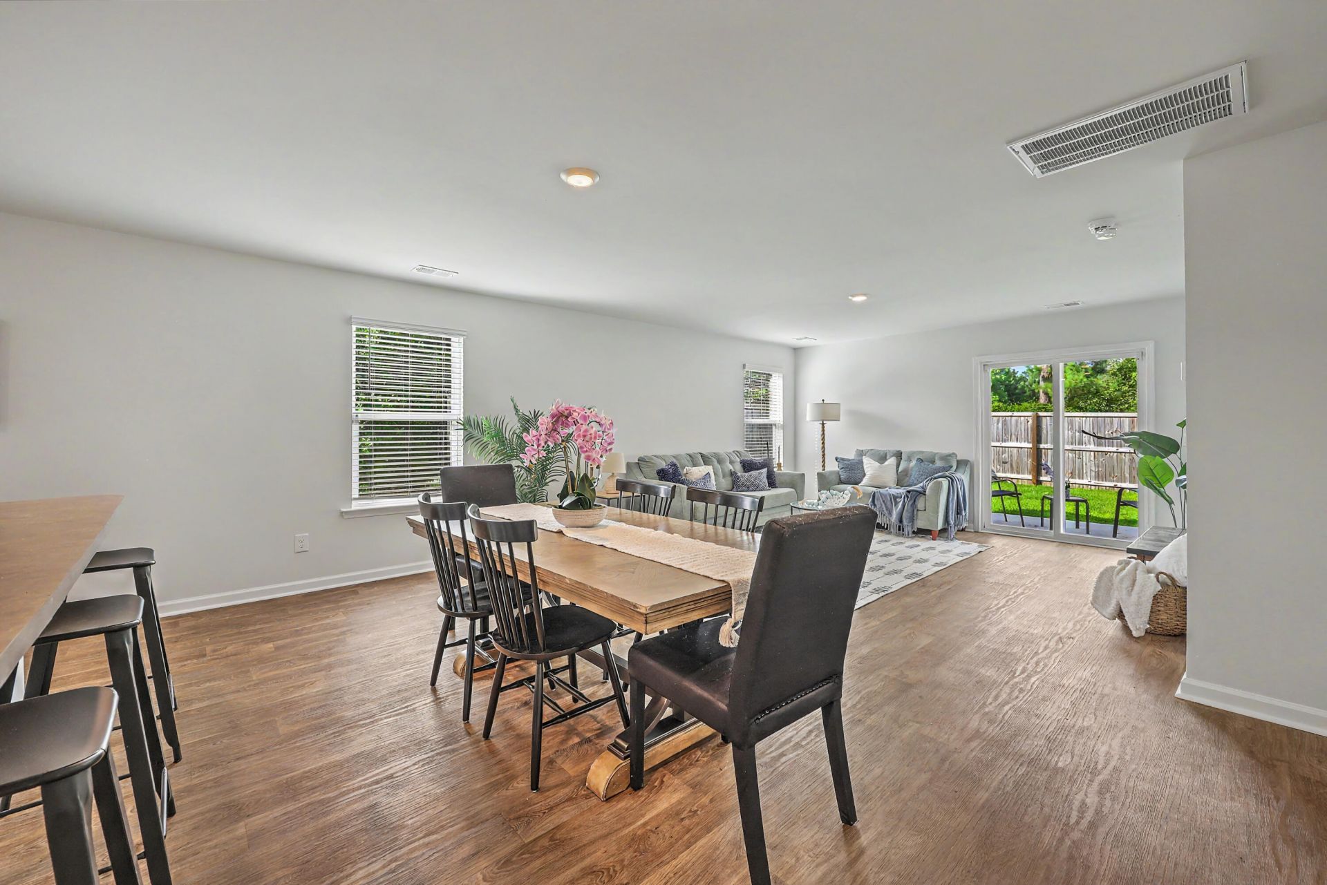 200 Sweet Cherry Lane Photo 13