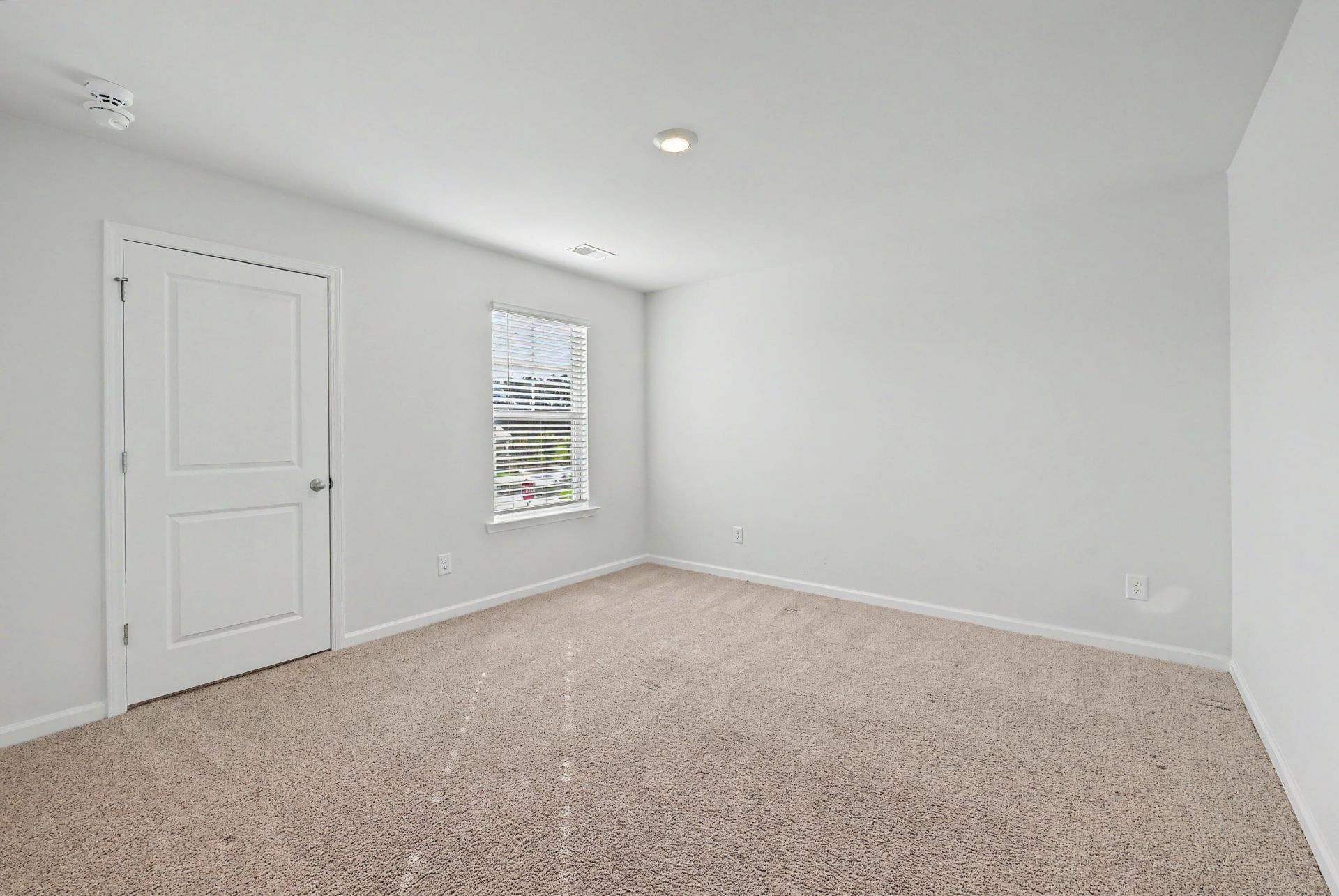 200 Sweet Cherry Lane Photo 32