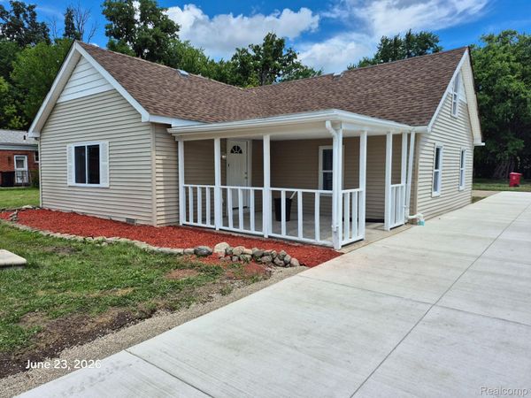 29240 McDonald Street, Roseville, Mi 48066