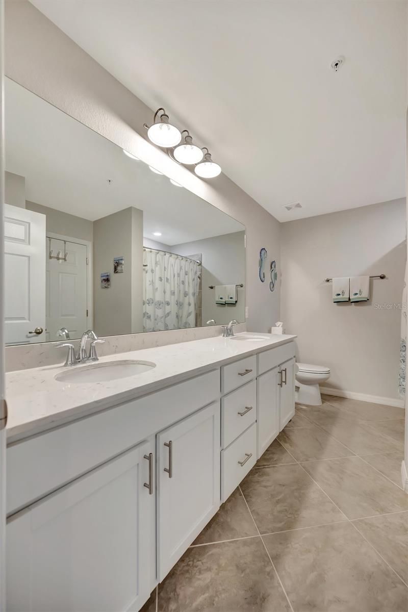 1020 Tidewater Shores Loop, Unit 208, Bradenton, FL 34208 Photo