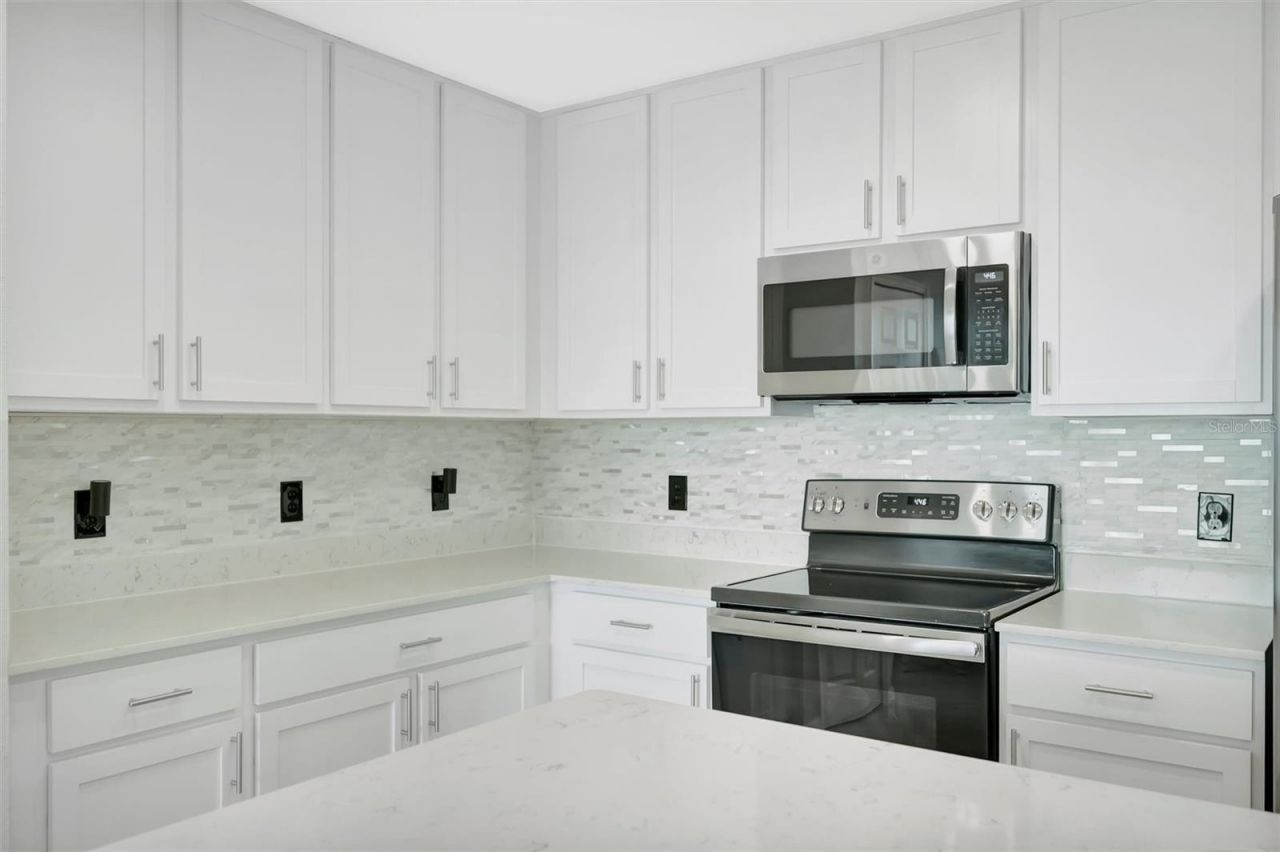 1020 Tidewater Shores Loop, Unit 208, Bradenton, FL 34208 Photo