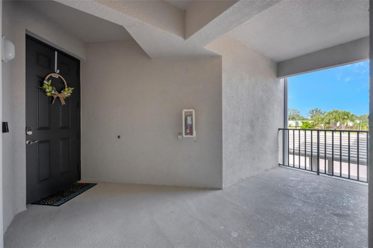 1020 Tidewater Shores Loop, Unit 208, Bradenton, FL 34208 Photo