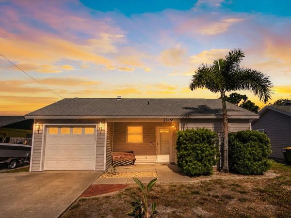 1219 MACKERAL AVENUE, SARASOTA, FL 34237