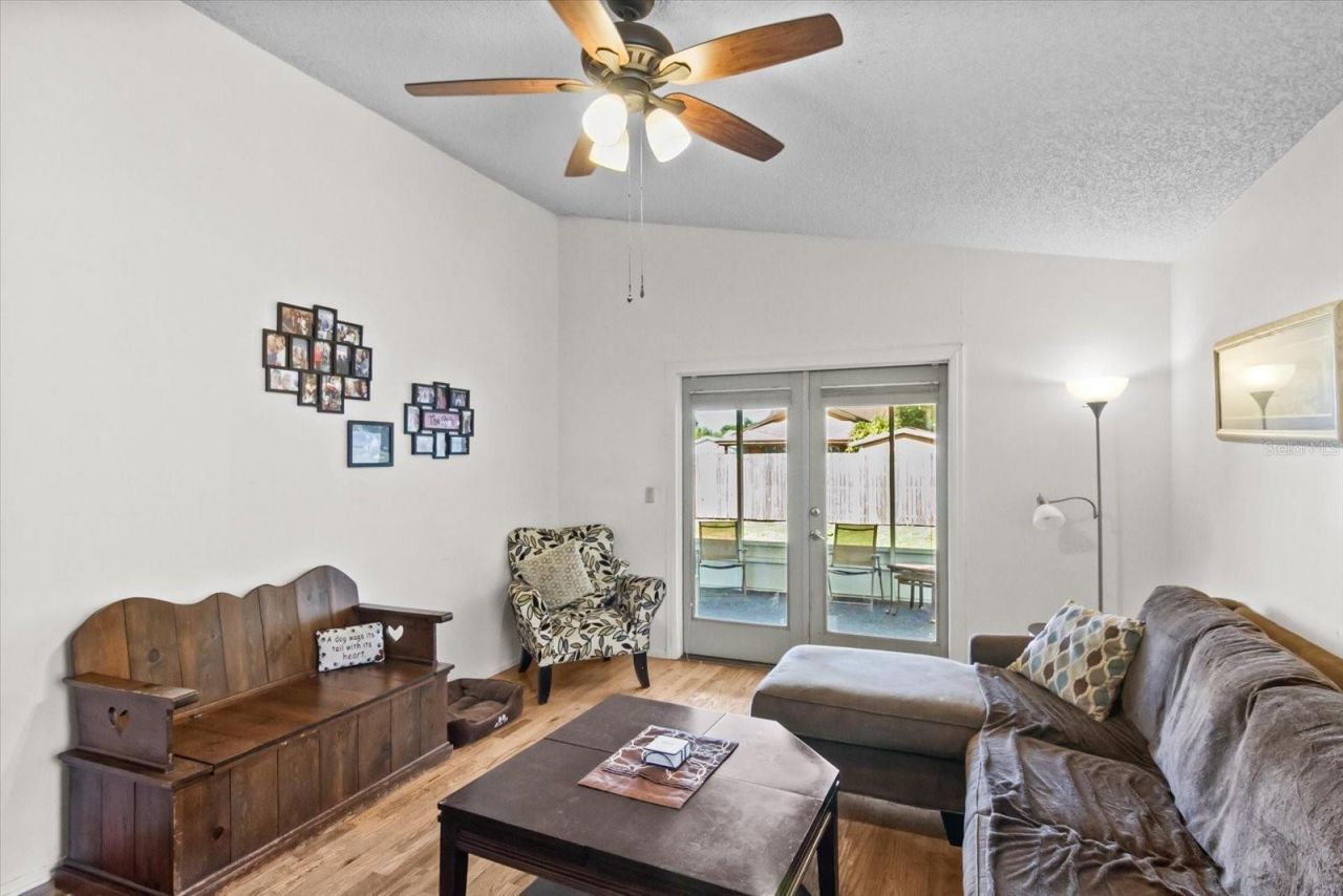 1219 Mackeral Avenue, Sarasota, FL 34237 Photo