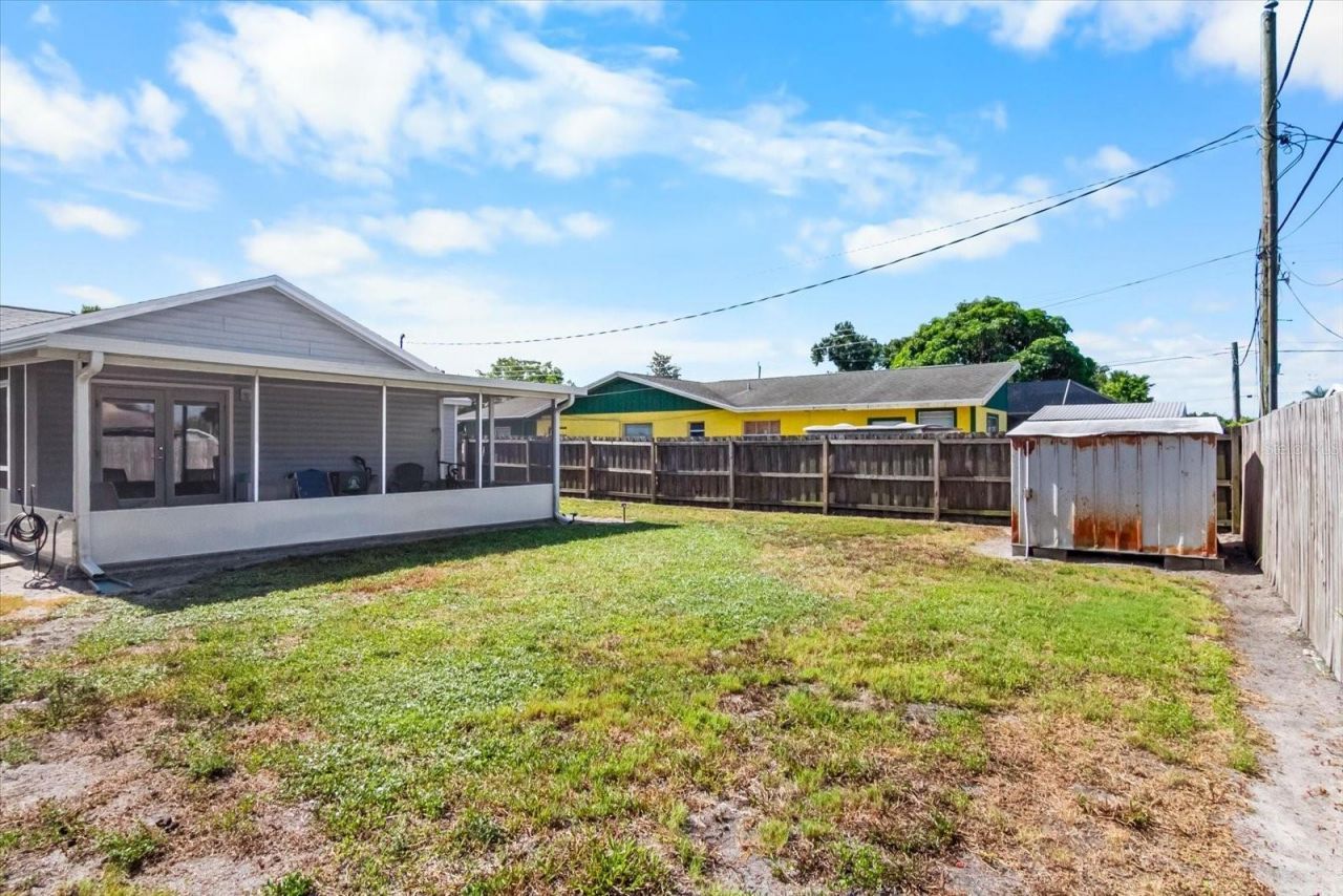 1219 Mackeral Avenue, Sarasota, FL 34237 Photo