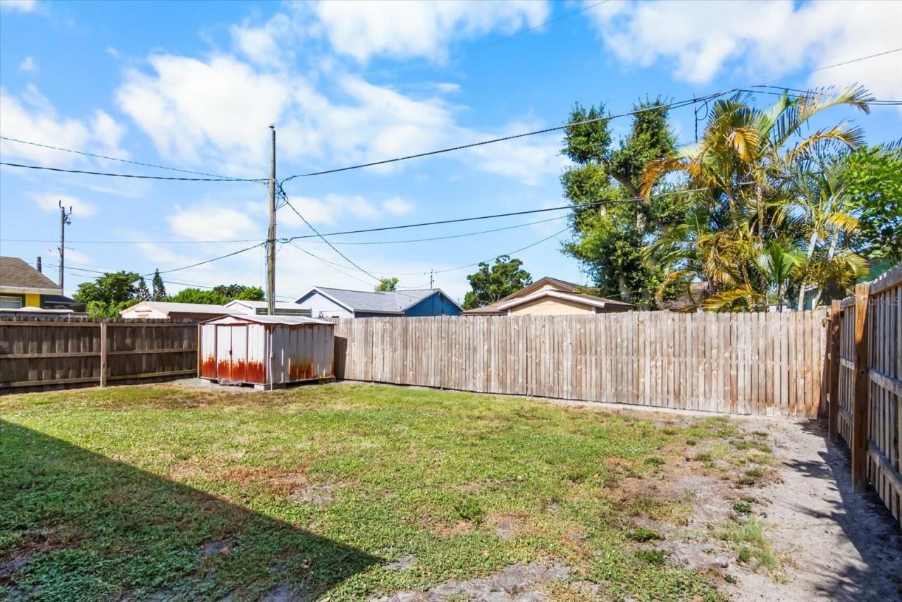 1219 Mackeral Avenue, Sarasota, FL 34237 Photo